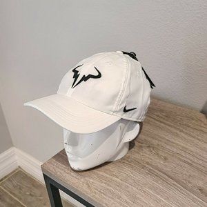 Nike Accessories - NIKE DRI-FIT COURT RAFAEL NADAL AEROBILL HERITAGE Nike Accessories - NIKE DRI-FIT COURT RAFAEL NADAL AEROBILL HERITAGE